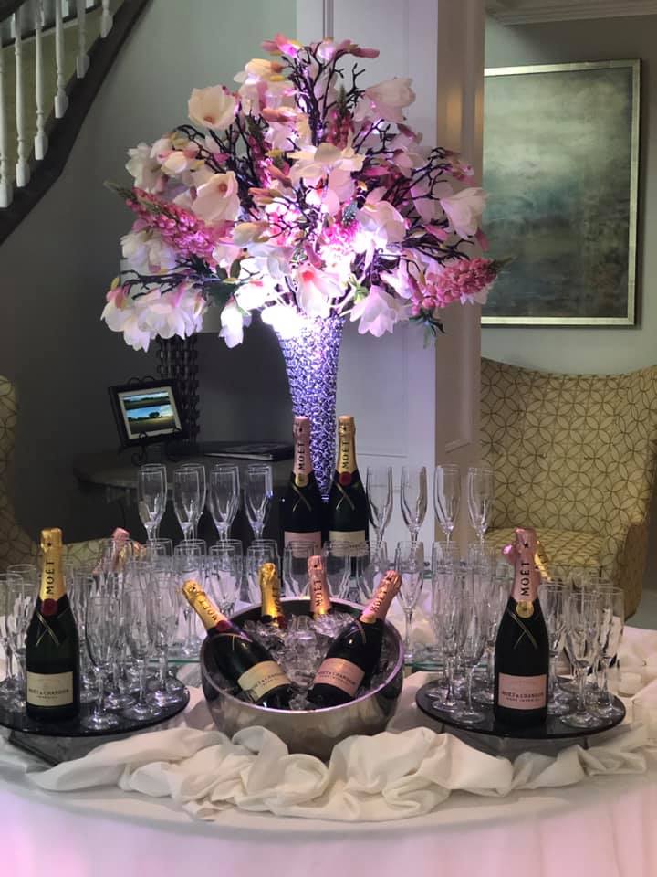 champagne_table